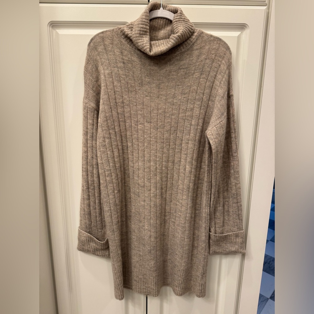 Line & Dot Ribbed Knit Sweater Dress